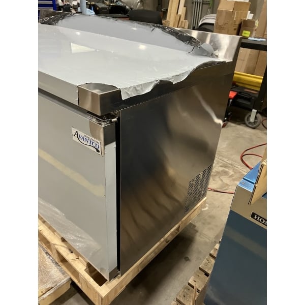 Scratch and Dent Avantco AWT-60F 60" Worktop Freezer with 3 1/2" Backsplash