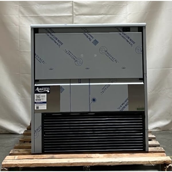 Scratch and Dent Avantco Ice Diamond EUC-F-340-A Air-Cooled Undercounter Full Cube Ice Machine with 99 lb. Storage Bin - 340 lb., 115V