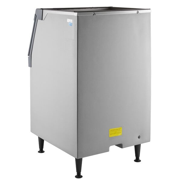 Scratch and Dent Scotsman B530P Ice Storage Bin 536 lb. Plastic Exterior