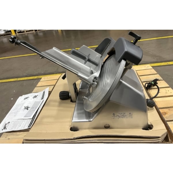 Scratch and Dent Centerline by Hobart EDGE14 14" Manual Meat Slicer - 1/2 hp