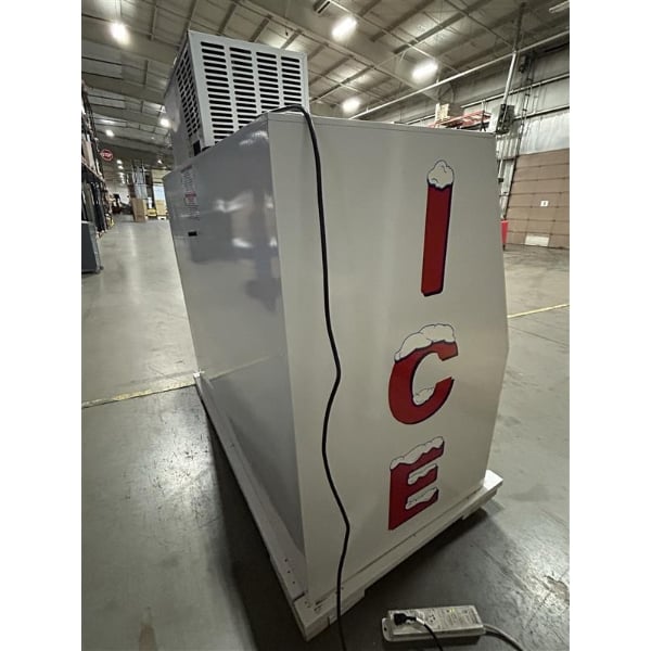Scratch and Dent Leer 60ASL-R290 73" Outdoor Auto Defrost Ice Merchandiser with Slanted Front and Galvanized Steel Doors