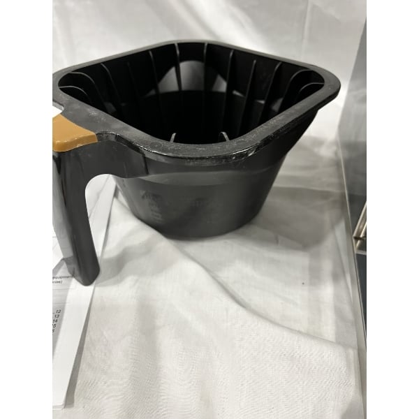 Scratch and Dent Fetco CBS-1221 Automatic Airpot Coffee Brewer with Large Plastic Brew Basket - 120V, 1,800W