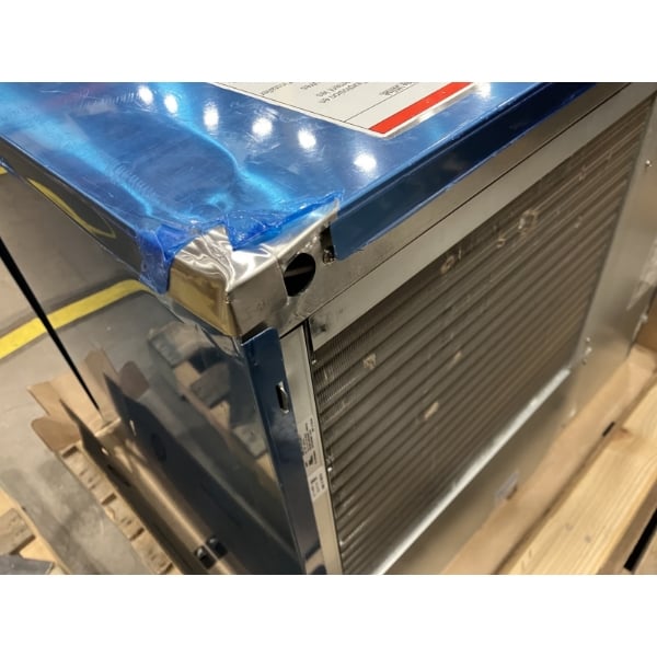 Scratch and Dent Hoshizaki KM-730MAK 30" Air-Cooled Modular Crescent Cube Ice Machine - 756 lb., 115V