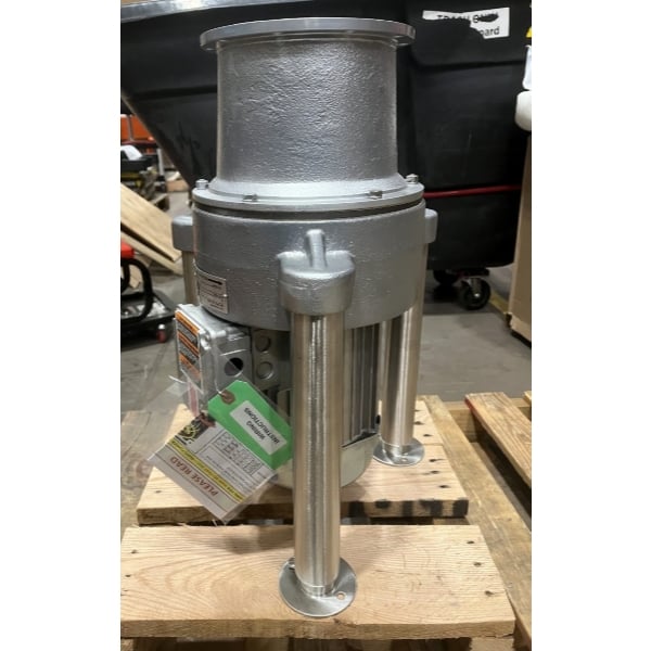 Scratch and Dent Hobart FD4/150-1 Commercial Garbage Disposer with Adjustable Flanged Feet - 1 1/2 hp, 208-230/460V