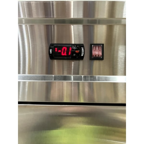Scratch and Dent Avantco SS-3F-HC 81 5/16" Stainless Steel Solid Door Reach-In Freezer