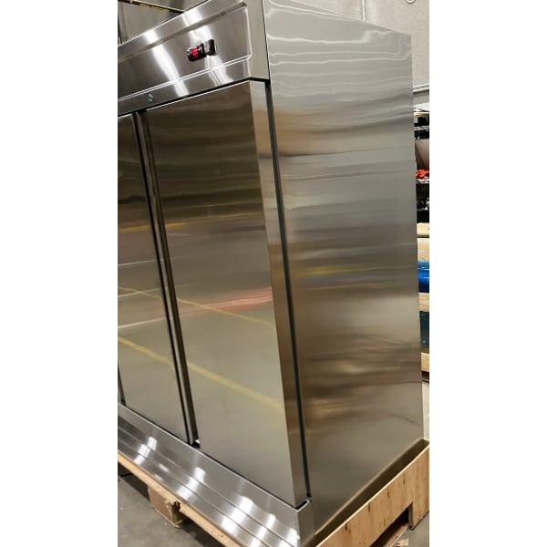 Scratch and Dent Avantco SS-3F-HC 81 5/16" Stainless Steel Solid Door Reach-In Freezer