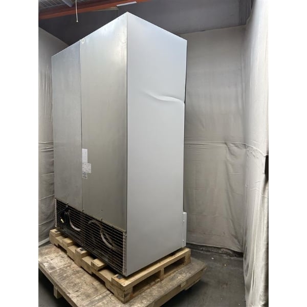 Scratch and Dent Beverage-Air MT53-1-SDW 54" Marketeer Series White Refrigerated Glass Door Merchandiser with LED Lighting