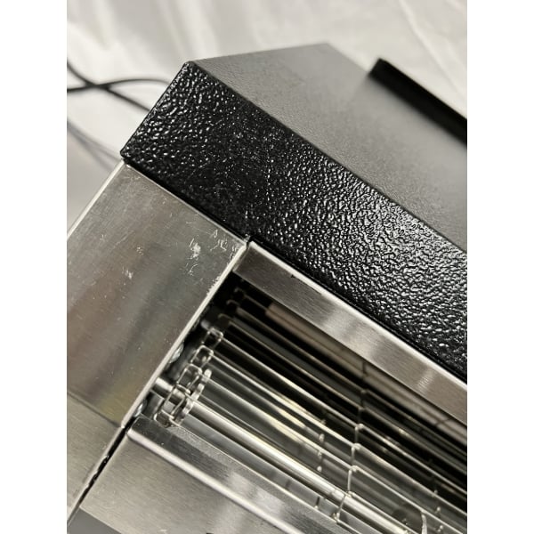 Scratch and Dent Hatco TQ-10 Toast Qwik Conveyor Toaster - 2" Opening, 208V