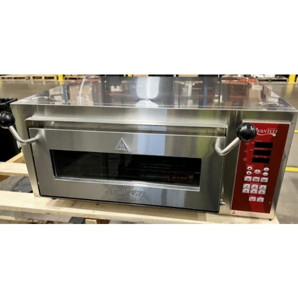 Scratch and Dent Avantco DPO-18-SA Single Deck Countertop Pizza / Bakery Oven with Digital Controls - 1700W, 120V