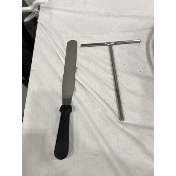 Scratch and Dent Waring WSC165BX 16" Round Crepe Maker - 208/240V, 2170/2880W