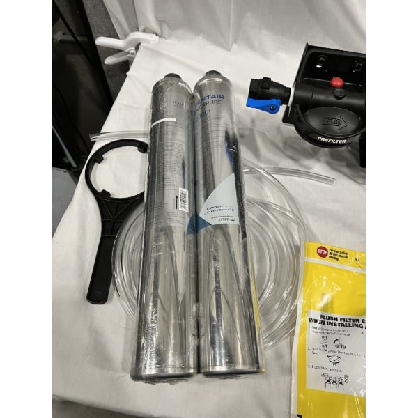 Scratch and Dent Everpure EV9324-22 Insurice Twin PF-i20002 Water Filtration System with Pre-Filter - .5 Micron and 3.34 GPM