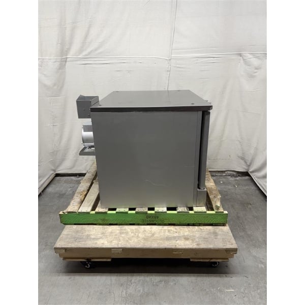 Scratch and Dent MainStreet Equipment CG1-N Single Deck Full Size Natural Gas Convection Oven with Legs - 54,000 BTU