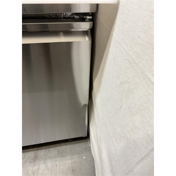 Scratch and Dent Avantco SSPPT-3I 94" 2 Door Refrigerated Pizza Prep Table with 2 Drawers