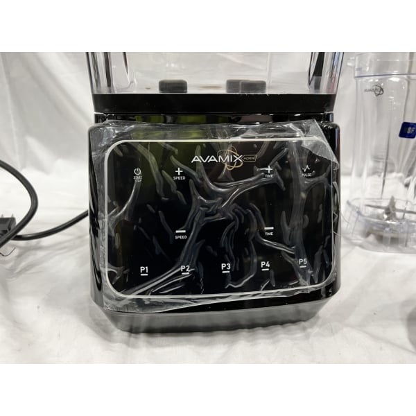 Scratch and Dent AvaMix Apex HBX2000 64 oz. 3 1/2 hp Programmable Commercial Blender with Touchpad and Sound Enclosure - 120V