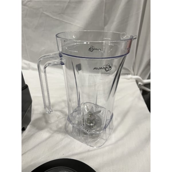 Scratch and Dent AvaMix Apex HBX2000 64 oz. 3 1/2 hp Programmable Commercial Blender with Touchpad and Sound Enclosure - 120V