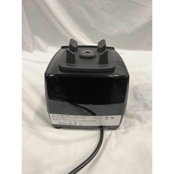 Scratch and Dent Vitamix 62828 Drink Machine 2-Speed 2.3 hp Blender with Toggle Controls and 64 oz. Container - 120V