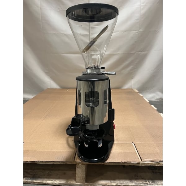 Scratch and Dent Estella Caffe ECEG26 2.65 lb. Espresso Grinder - 120V
