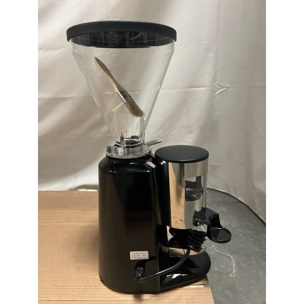 Scratch and Dent Estella Caffe ECEG26 2.65 lb. Espresso Grinder - 120V
