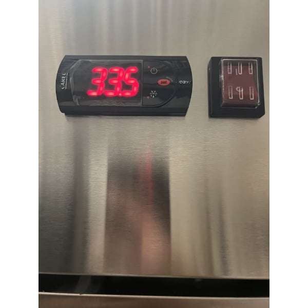 Scratch and Dent MainStreet Equipment BMR-49-R 54" Solid Door Reach-In Refrigerator