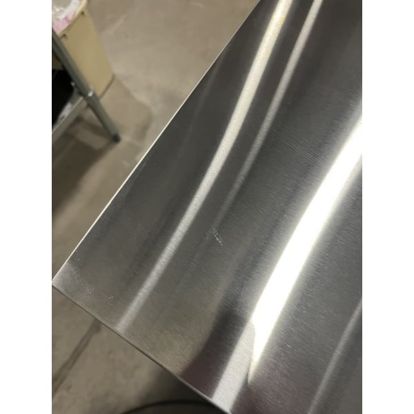 Scratch and Dent Avantco SS-UC-27R-HC 27" Undercounter Refrigerator