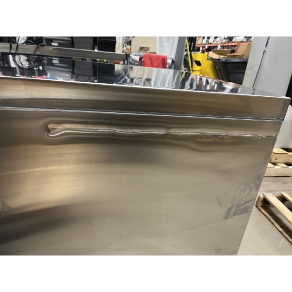Scratch and Dent Avantco SS-UC-27R-HC 27" Undercounter Refrigerator