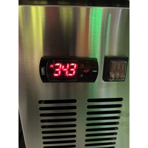 Scratch and Dent Avantco CBE-72-HC 72" 4 Drawer Refrigerated Chef Base