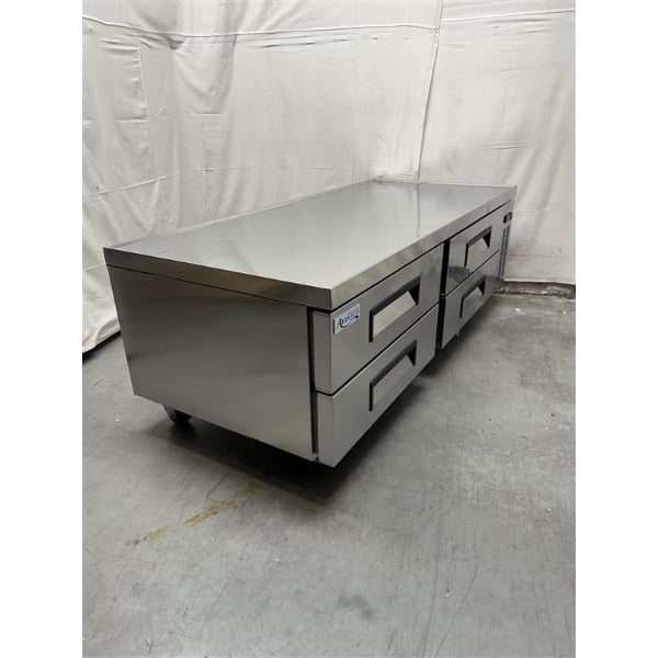 Scratch and Dent Avantco CBE-72-HC 72" 4 Drawer Refrigerated Chef Base