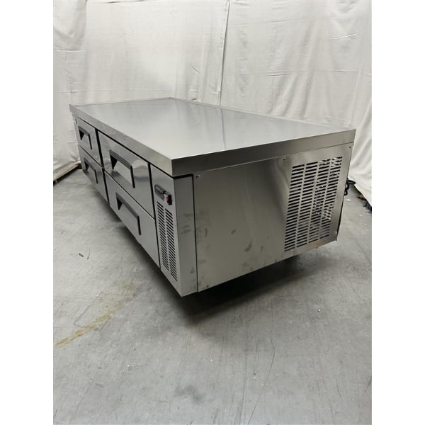Scratch and Dent Avantco CBE-72-HC 72" 4 Drawer Refrigerated Chef Base