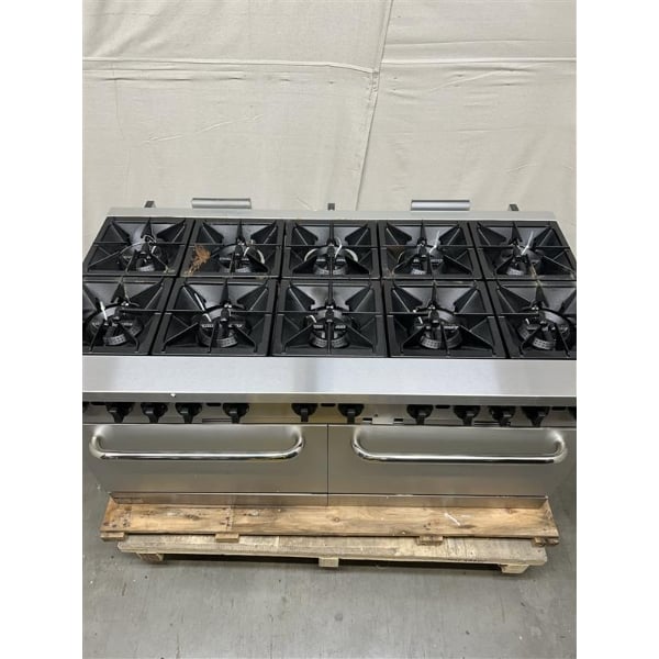 Scratch and Dent MainStreet Equipment E60-N Natural Gas 10 Burner 60" Range with 2 Standard Ovens - 360,000 BTU