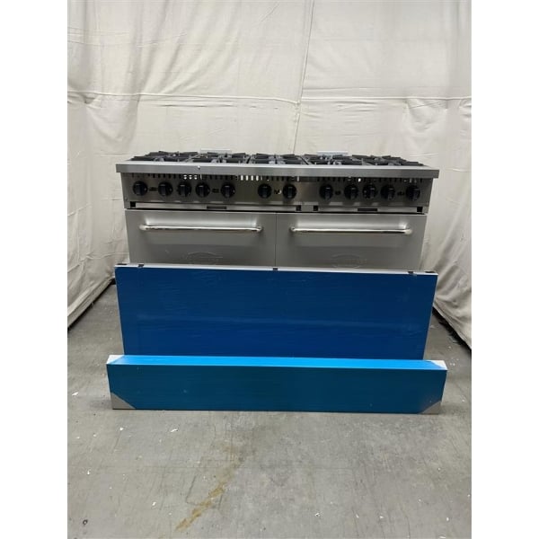 Scratch and Dent MainStreet Equipment E60-N Natural Gas 10 Burner 60" Range with 2 Standard Ovens - 360,000 BTU