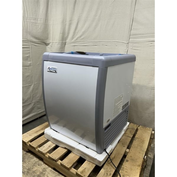 Scratch and Dent Avantco ADC-GEL-4 26" 4 Pan Gelato Dipping Cabinet
