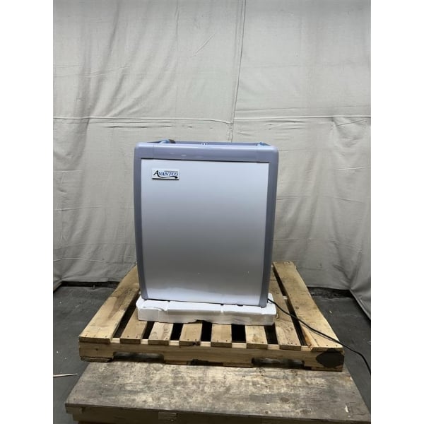Scratch and Dent Avantco ADC-GEL-4 26" 4 Pan Gelato Dipping Cabinet