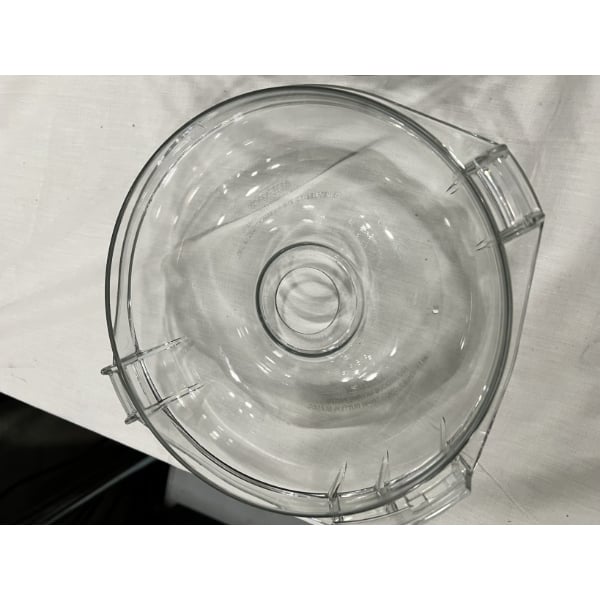Scratch and Dent Robot Coupe R101BCLR 2.5 Qt. / 2.4 Liter Clear Batch Bowl Food Processor - 3/4 hp