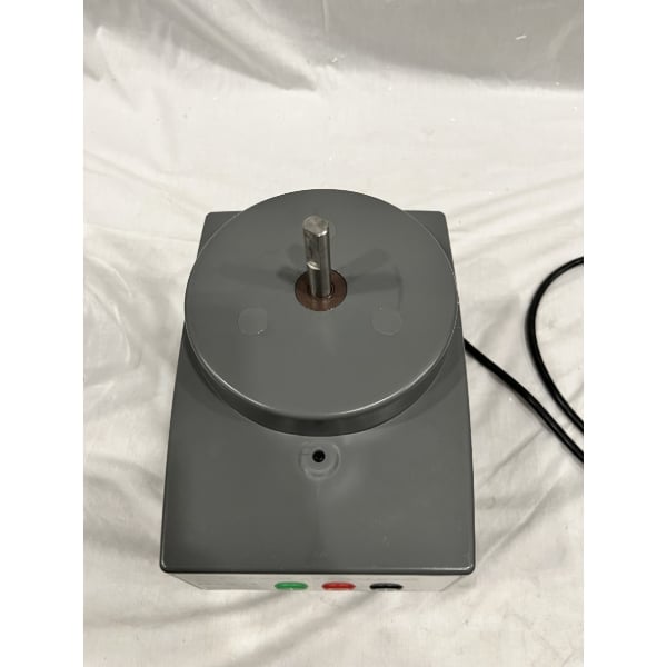Scratch and Dent Robot Coupe R101BCLR 2.5 Qt. / 2.4 Liter Clear Batch Bowl Food Processor - 3/4 hp