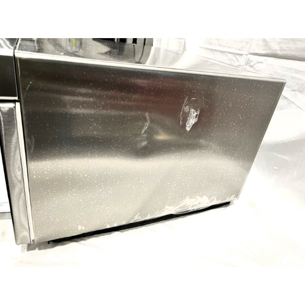 Scratch and Dent Amana HDC182 Heavy Duty Stainless Steel Commercial Microwave with Push Button Controls - 208/240V, 1800W