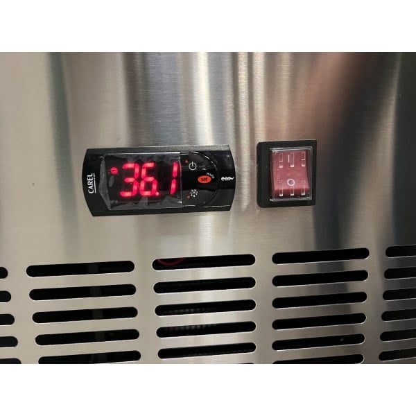 Scratch and Dent Avantco SSPPT-3 94" 3 Door Refrigerated Pizza Prep Table