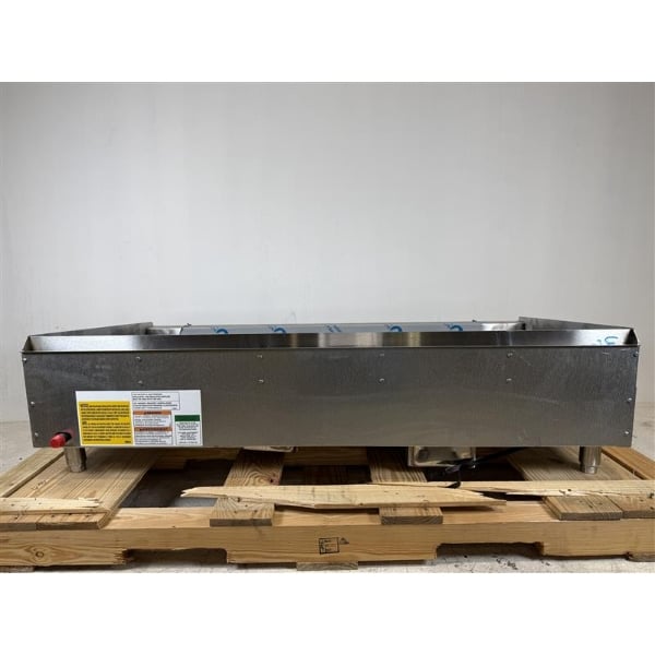 Scratch and Dent Wolf by Vulcan AGM60-NAT Natural Gas 60" Heavy-Duty Gas Countertop Griddle with Manual Controls - 135,000 BTU