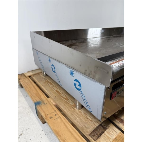 Scratch and Dent Wolf by Vulcan AGM60-NAT Natural Gas 60" Heavy-Duty Gas Countertop Griddle with Manual Controls - 135,000 BTU