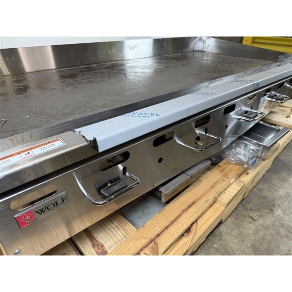 Scratch and Dent Wolf by Vulcan AGM60-NAT Natural Gas 60" Heavy-Duty Gas Countertop Griddle with Manual Controls - 135,000 BTU