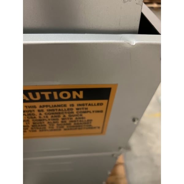 Scratch and Dent Avantco FF100 Liquid Propane 70-100 lb. Stainless Steel Tube Floor Fryer - 150,000 BTU