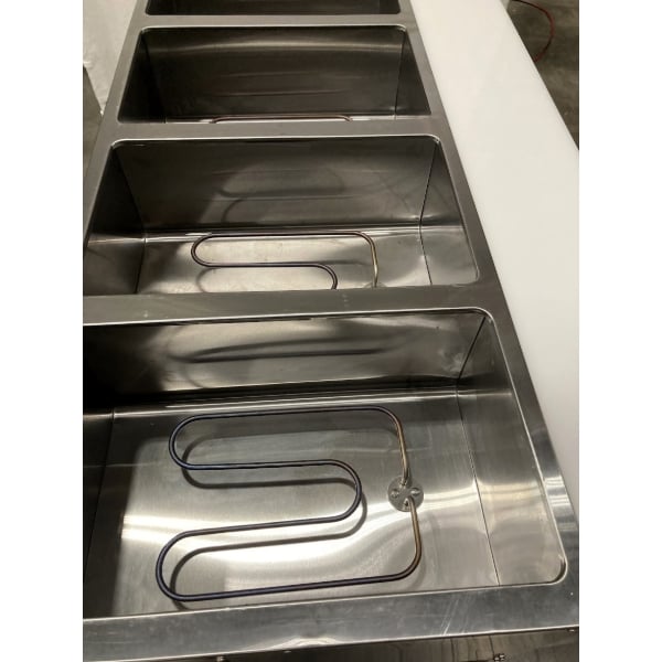 Scratch and Dent Avantco STE-4SA Four Pan Open Well Electric Steam Table with Undershelf - 120V, 2000W