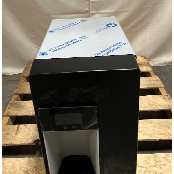 Scratch and Dent Follett 15CI114A-IW-CL-ST-00 Champion 15 Series Air-Cooled Chewblet Countertop Ice Maker and Water Dispenser with 15 lb. Storage Bin and Filter - 100 lb., 115V