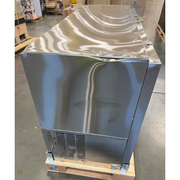Scratch and Dent Avantco UBB-60-GT-G-S 60" Stainless Steel Underbar Height Narrow Glass Door Back Bar Refrigerator with Galvanized Top and LED Lighting
