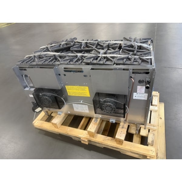 Scratch and Dent Garland G60-10CC Natural Gas 10 Burner 60" Range with 2 Convection Ovens - 406,000 BTU