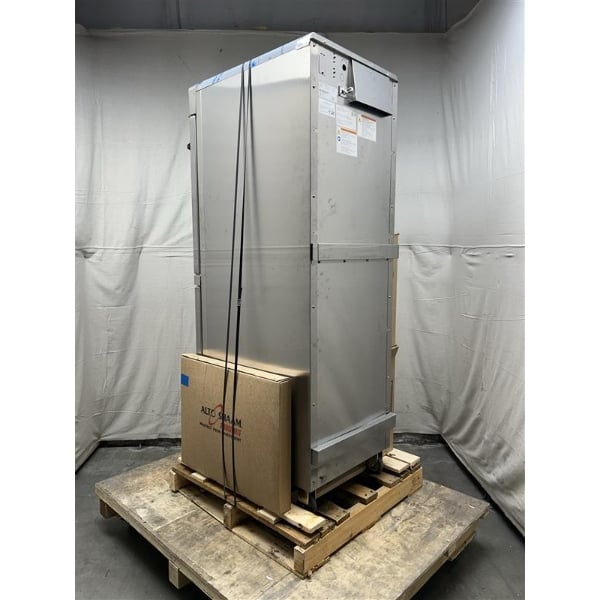 Scratch and Dent Alto-Shaam 1200-SK SX Full-Height Cook and Hold Smoker Oven with Simple Controls - 208-240V, 6,900-8,900W