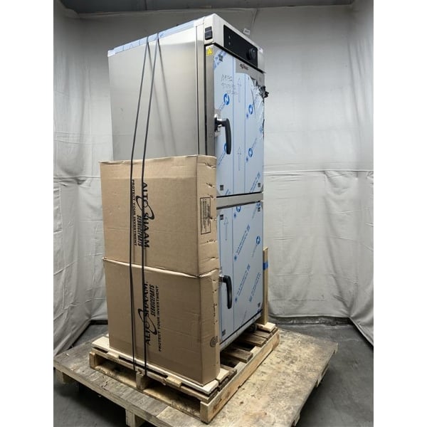 Scratch and Dent Alto-Shaam 1200-SK SX Full-Height Cook and Hold Smoker Oven with Simple Controls - 208-240V, 6,900-8,900W