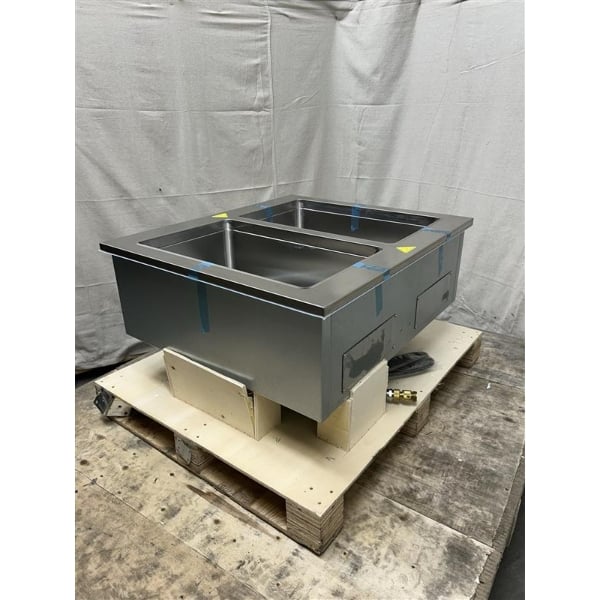 Scratch and Dent ServIt SDW-2H Two Pan Full Size Insulated Drop-In Hot Food Well - 208/240V