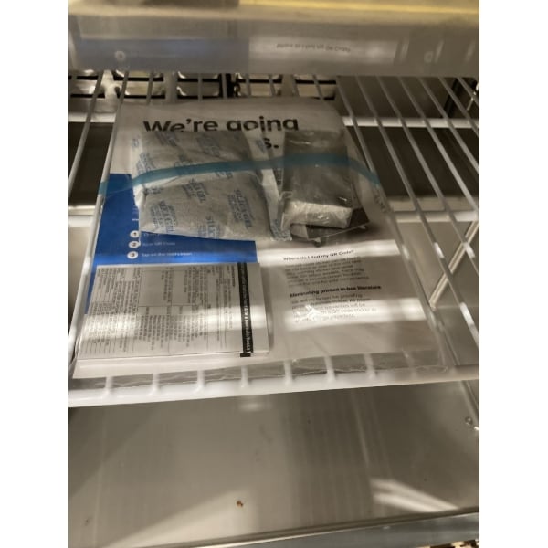 Scratch and Dent Avantco SS-PT-27M-HC 27" 1 Door Mega Top Stainless Steel Refrigerated Sandwich Prep Table