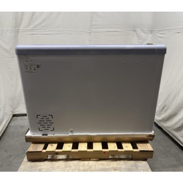 Scratch and Dent Avantco ADC-8-N 49" Customizable Ice Cream Dipping Cabinet