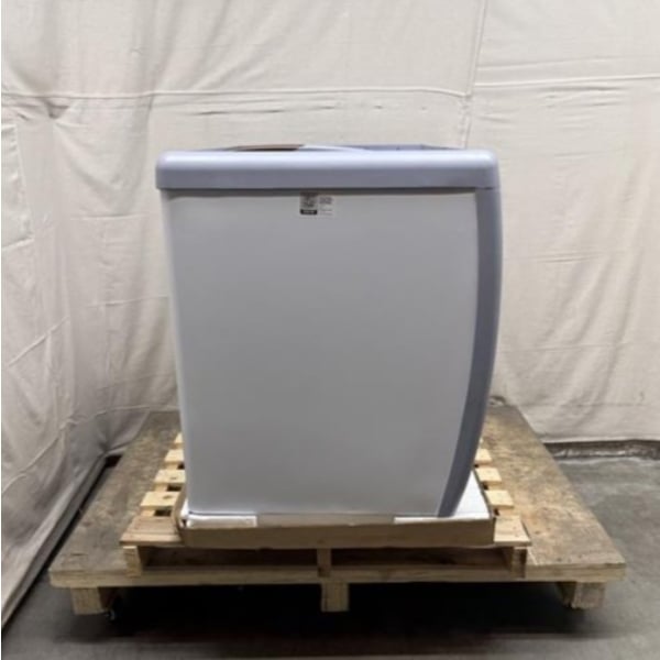 Scratch and Dent Avantco ADC-8-N 49" Customizable Ice Cream Dipping Cabinet